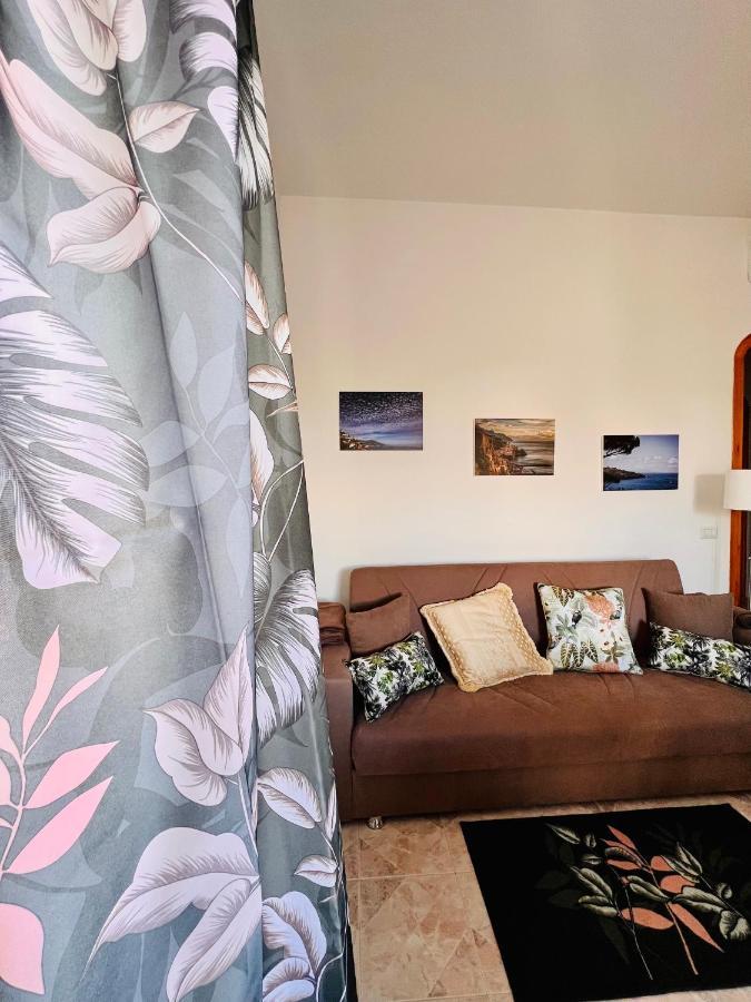 Infinity Experience Casa Vacanza Incantevole Con Terrazzo Скала Екстериор снимка